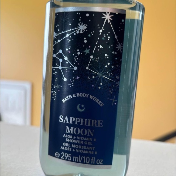 *Limited Edition* Sapphire Moon Bath & Body Works Body Cream + Shower Gel - Picture 2 of 6